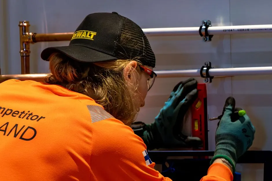 Emergency leak services in Williston: when to call a pro